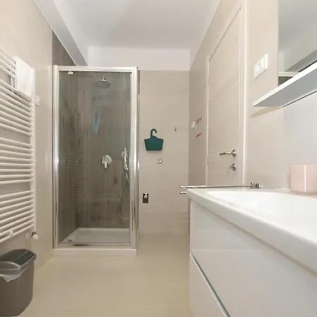 Apartment Fuer 4 Personen Ca 50 Qm In Banjole, Istrien Istrische Riviera Banjole