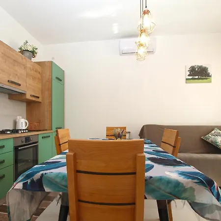 Fuer 4 Personen Ca 50 Qm In Banjole, Istrien Istrische Riviera * Banjole